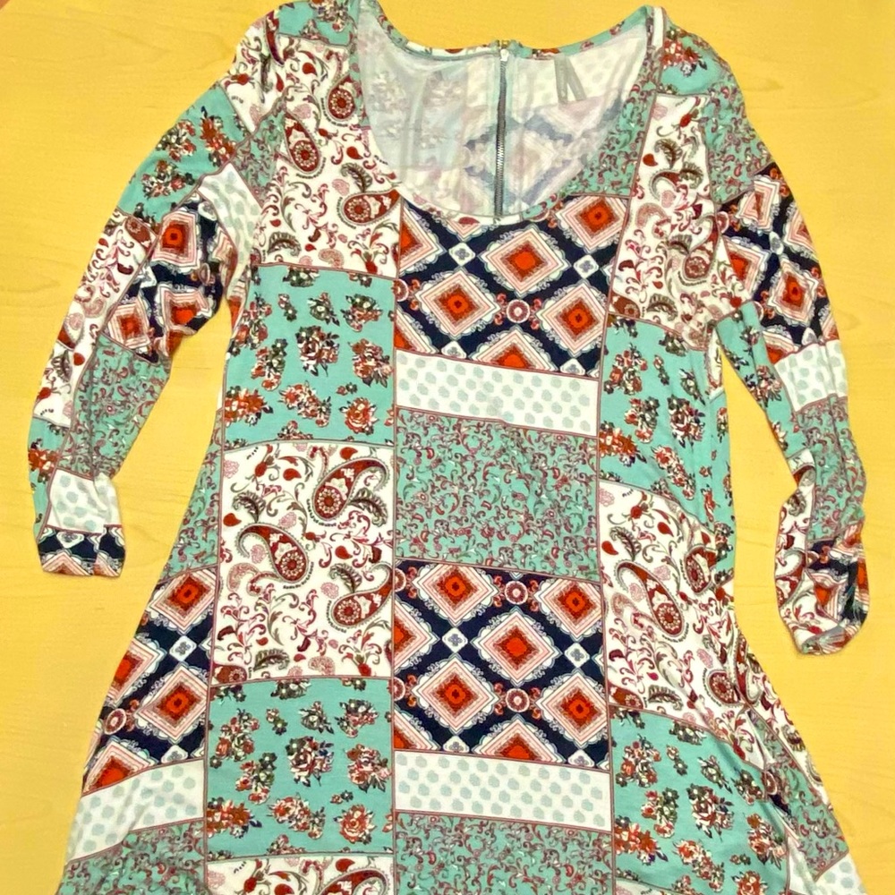 Vanity dress with pockets - size medium 8-10